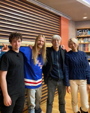 Bae Cheol-soo Instagram - 영국의 singer & songwriter ‘Sam Ryder’ #최정윤통역사 #lewisnelson guitarist #loveinseoul 2023 #어서와한국은처음이지