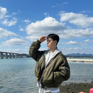 Bae Hyeon-seong Instagram - 🌊