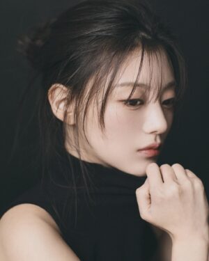 Baek Soo-hee Instagram - 2024년 첫작업 매우 성공적💙

@farstar_studio 
@ddorony 
@jiyeyay