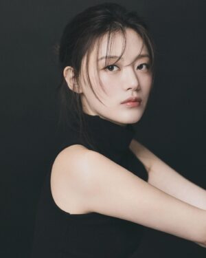 Baek Soo-hee Instagram - 2024년 첫작업 매우 성공적💙

@farstar_studio 
@ddorony 
@jiyeyay