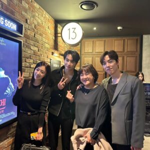 Baek Sung-hyun Instagram - 영화 '1980' 🎥 vip  시사회
간절함이 빚어낸 작품 '1980'
이렇게 세상의 빛을 보게되는것이
기적같고 감사한 마음 뿐입니다.
감독님 피디님 '1980'에 참여하신 모든분들 정말 진심을 다해 고생많으셨습니다.
어제 자리를 빛내주신 내빈분들께도 감사의 인사를 전합니다.

#영화 #1980  #3월27일 에 개봉합니다.
많은 관심과 사랑 부탁드립니다.