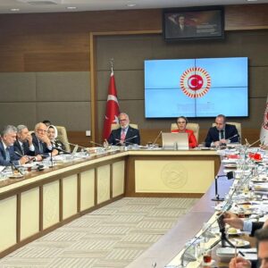 Bahadır Yenişehirlioğlu Instagram - 📍#TBMM

TBMM Milli Eğitim, Kültür, Gençlik ve Spor Komisyonu’nda, Öğretmenlik Mesleği Kanunu Teklifi’nin görüşmelerine devam ediyoruz.

Hayırlara vesile olsun.