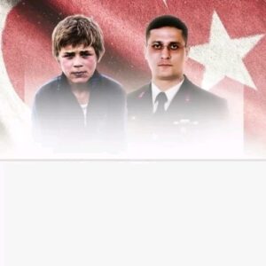 Bahadır Yenişehirlioğlu Instagram - PKK terör örgütünün kalleş saldırısında şehit olan kahraman evladımız #ErenBülbül'ü ve J.Asb.Kd.Bçvş. Ferhat Gedik’i rahmet ve minnetle yâd ediyorum.

Ruhları şâd olsun.

Unutmadık, unutmayacağız; #İyiKiVarsınEren!🇹🇷