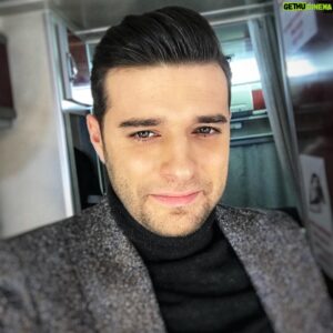 Balamir Emren Instagram - #dolunay🌕  basladi , hadi ekran basina ! #startv