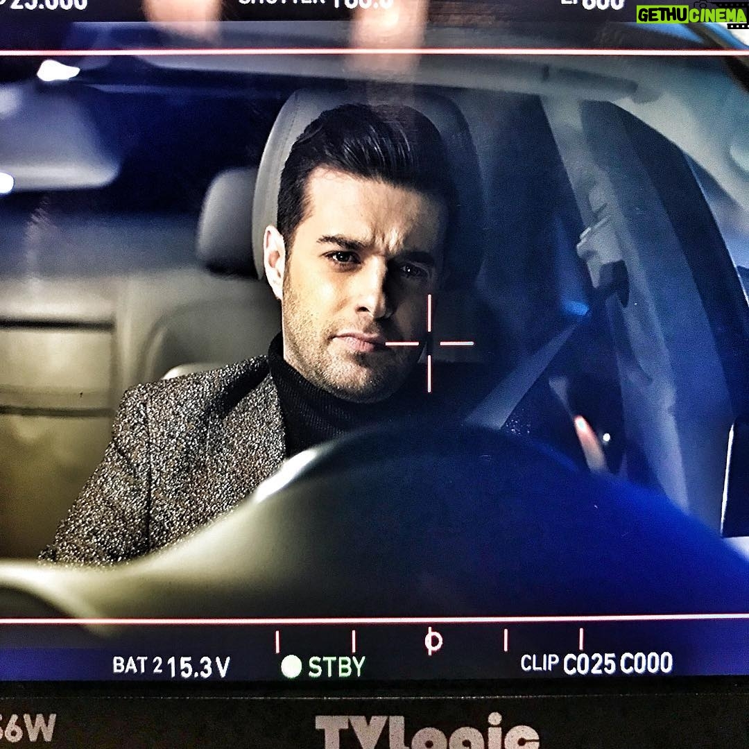 Balamir Emren - 7.5K Likes - Romantik komedi mi? Bence fazla aldanmayin👍 #dolunay🌕