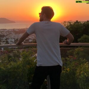 Balamir Emren Instagram - Aldik yine gunesi arkamiza .. 🌅
