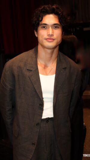 Bandit The Rapper Instagram - At the screening of May December starring Julianne Moore, Natalie Portman & Charles Melton Directed by Todd Haynes. 🍿🎥
Excellent film, Congratulations to the entire cast & crew! @melton @maydecemberfilm 

@juliannemoore #toddhaynes #natalieportman @natalieportman #charlesmelton #juliannemoore #netflix #bandittherapper #netflixmovies #katrinachiovon @netflix @katrinachiovon @bandittherapper 
📸 @yungssfe