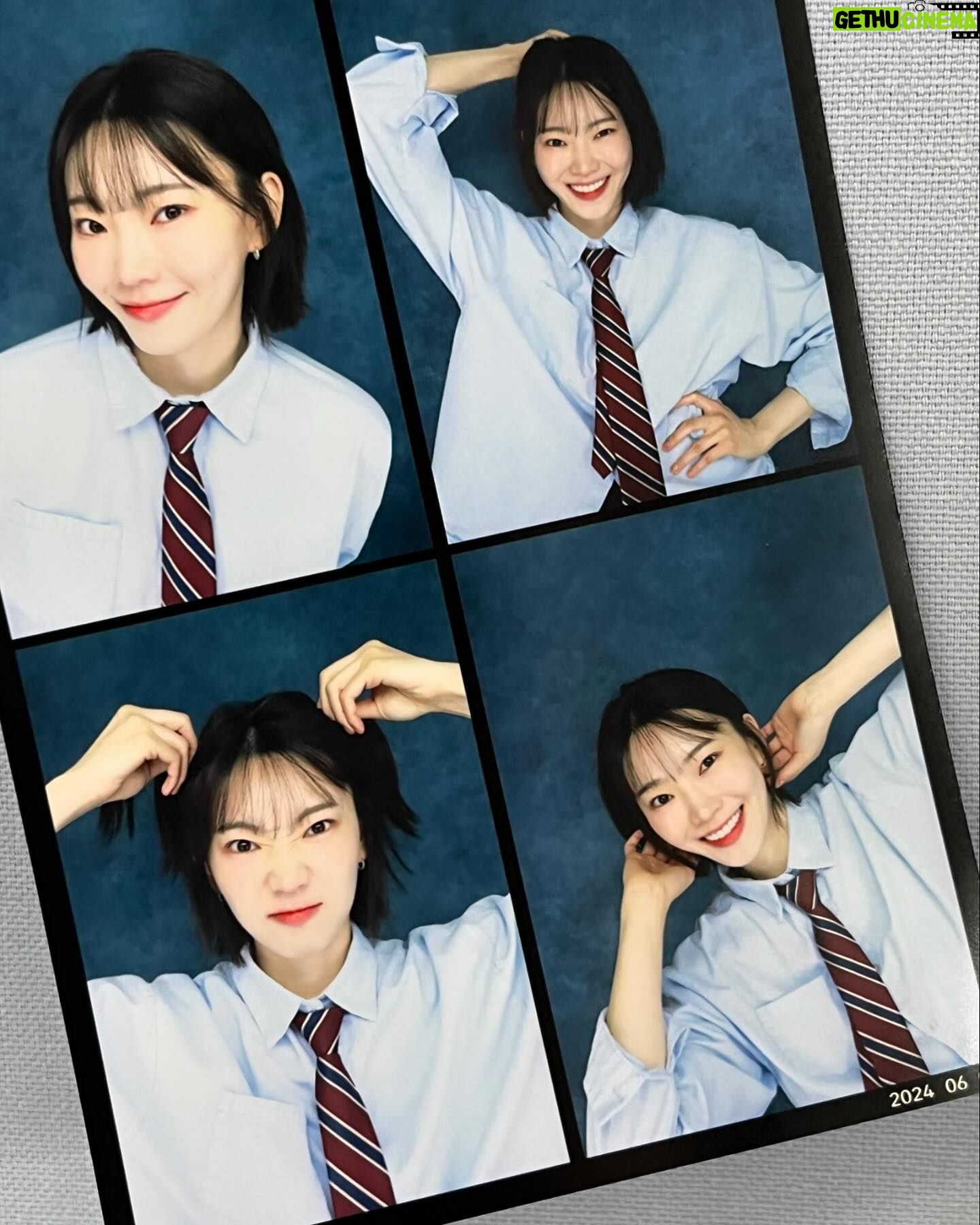 Bang Eun-jeong - 859 Likes - 혼자 갑자기 시간이 떠가지궁 🫠📸
혼#인생네컷