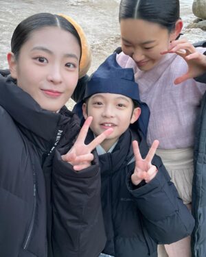 Bang Eun-jeong Instagram - 크리스마스 선물 같던 #혼례대첩 마지막화 📺
모두모두 고생 많으셨고 감사했습니다 🙇🏻‍♀️💗