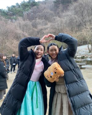 Bang Eun-jeong Instagram - 크리스마스 선물 같던 #혼례대첩 마지막화 📺
모두모두 고생 많으셨고 감사했습니다 🙇🏻‍♀️💗