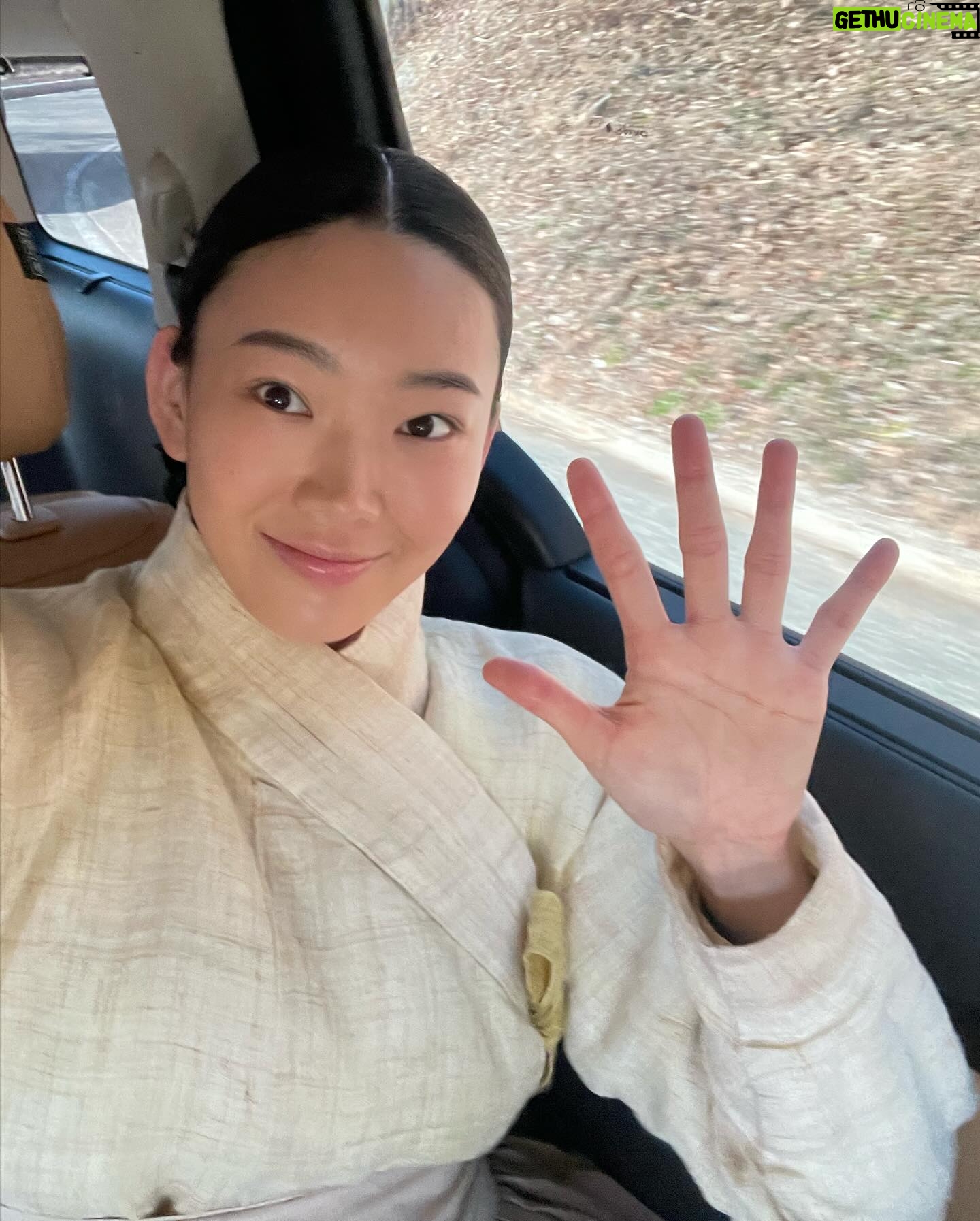 Bang Eun-jeong - 0.9K Likes - 크리스마스 선물 같던 #혼례대첩 마지막화 📺
모두모두 고생 많으셨고 감사했습니다 🙇🏻♀️💗