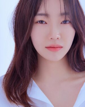 Bang Eun-jeong Instagram - #profile 📸
새 프로필 어똔데 ,, ๑′ᴗ‵๑