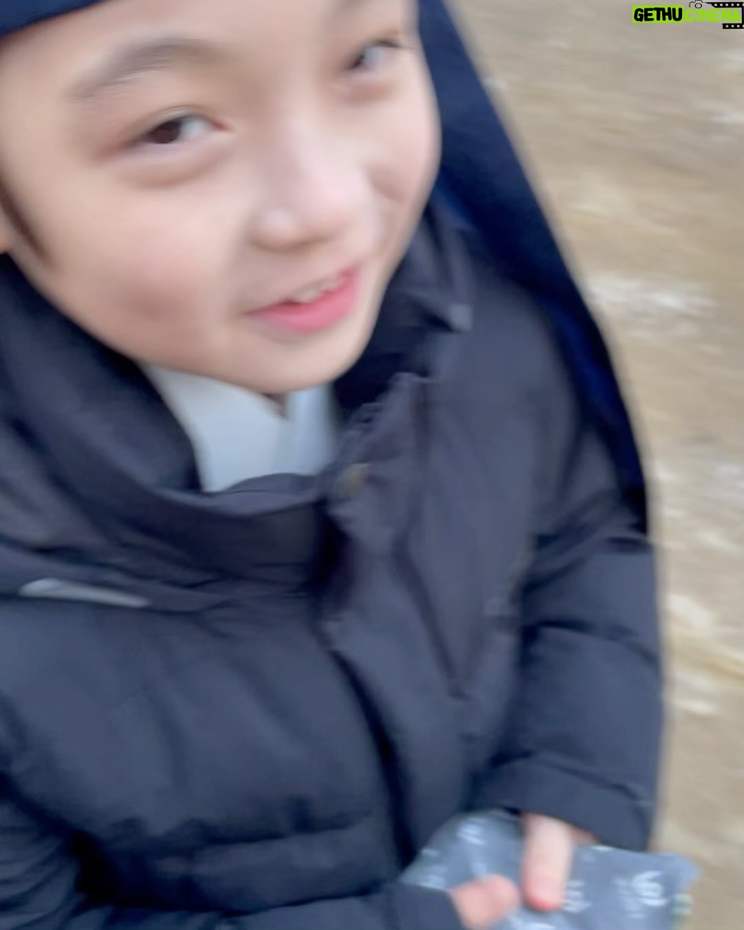 Bang Eun-jeong - 0.9K Likes - 크리스마스 선물 같던 #혼례대첩 마지막화 📺
모두모두 고생 많으셨고 감사했습니다 🙇🏻♀️💗