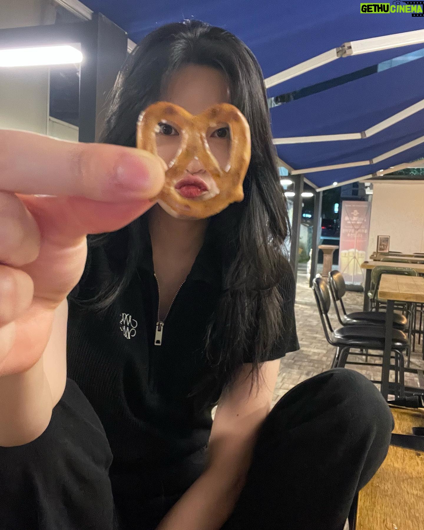Bang Eun-jeong - 1K Likes - 요즘 테라스 날씨 🥨