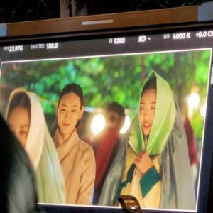 Bang Eun-jeong Instagram - 이번주도 #혼례대첩 했겠쥬? 🥰
1_다음생엔 나도 탑돌이..
2_ㅇㅏㄱㅣ도련님 시우랑✌
3_귀여운 건 크게 봐야해
4_도련님의 붕어빵
5_키가 좀 크고 귀여운데 윙크할 줄 아는 아기 추가요 
6_고사리 추가 30번
7_작은마님 간다고요?
8_또 간다고요??? 
9_좋아 자연스러웠다
10_고기가 타서 제 입으로 버렸어요