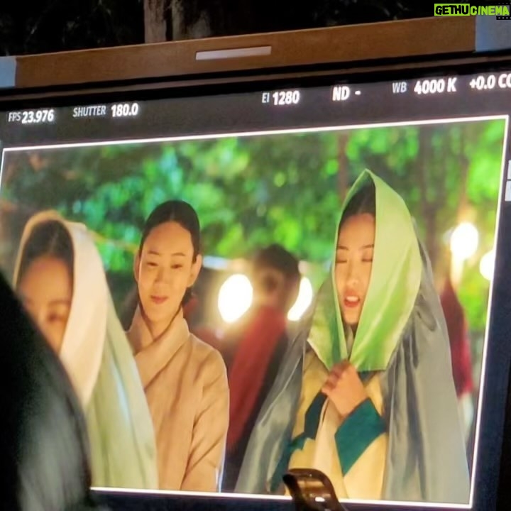 Bang Eun-jeong - 0.9K Likes - 이번주도 #혼례대첩 했겠쥬? 🥰
1_다음생엔 나도 탑돌이..
2_ㅇㅏㄱㅣ도련님 시우랑✌
3_귀여운 건 크게 봐야해
4_도련님의 붕어빵
5_키가 좀 크고 귀여운데 윙크할 줄 아는 아기 추가요
6_고사리 추가 30번
7_작은마님 간다고요?
8_또 간다고요???
9_좋아 자연스러웠다
10_고기가 타서 제 입으로 버렸어요