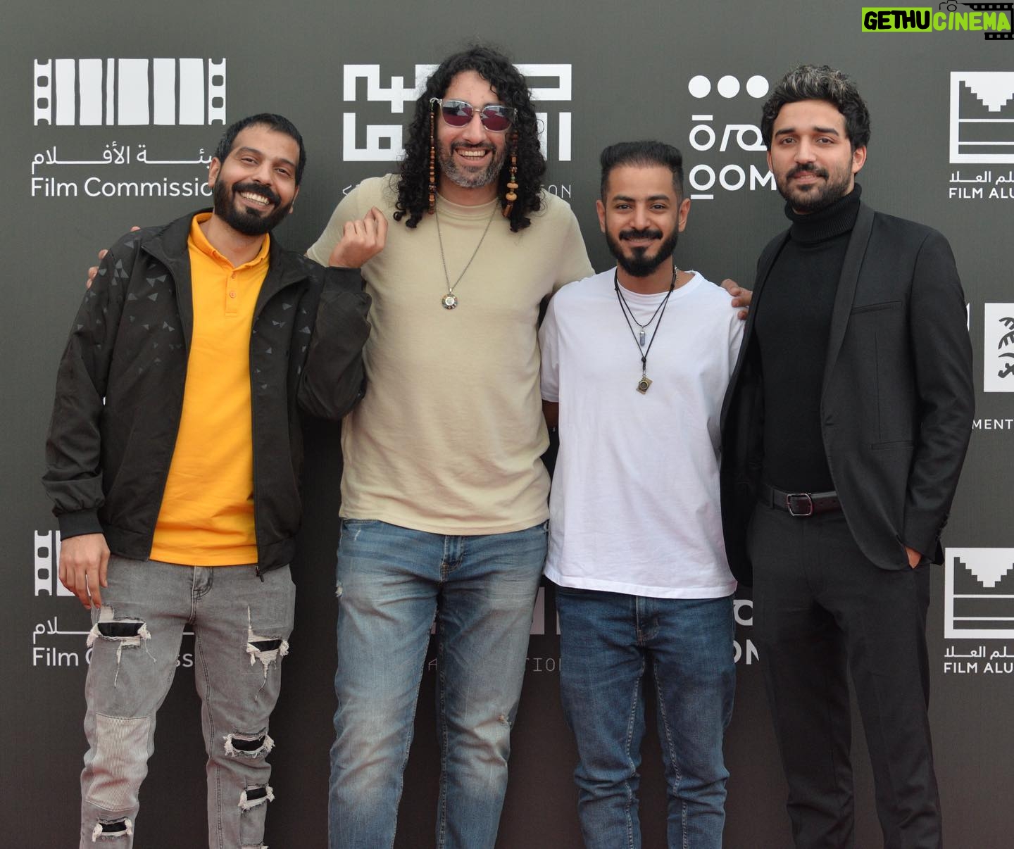 Baraa Alem - 3.8K Likes - الأصدقاء في #مهرجان_أفلام_السعودية ، هذا اللي يخلي مهرجاننا أقرب للعيد بالنسبة لي، نتجمّع، نشتغل، نلعب، نسهر وأكيد نشوف أفلاااام
My friends in @saudifilmfestival , that’s what makes it more of our version of Eid, we reunite, talk work, play, and of course watch alot of films.
📷 By @n9jy