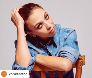 Barbara Chichiarelli Instagram - Dopo il successo al Festival di Berlino con “La terra dell’abbastanza”,sono cominciate le riprese del nuovo film dei #fratellidinnocenzo “FAVOLACCE”.
Per una dei protagonisti è stata scelta BARBARA CHICHIARELLI,che ormai passa da un set all’altro!
In bocca al lupo a questa nuova squadra straordinaria!! #barbarachichiarelli #favolacce #film #cinema #comingsoon #set #newproject #actress #laterradellabbastanza #berlin #berlinale