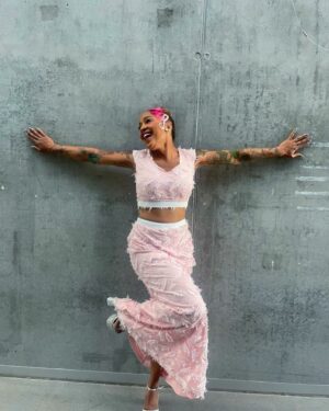Barbara Moleko Instagram - Swipe for go røv🤣🌸