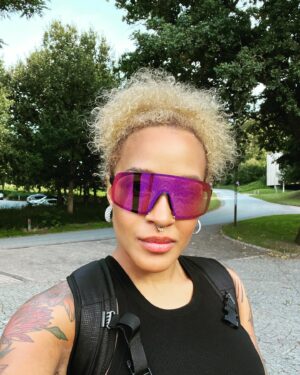 Barbara Moleko Instagram - Hurtigløberen på tur!! God weekend!!