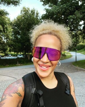 Barbara Moleko Instagram - Hurtigløberen på tur!! God weekend!!