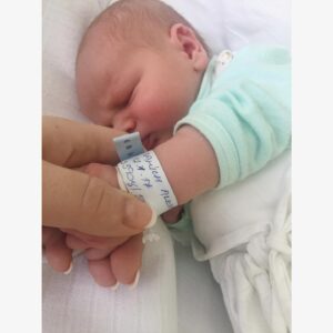 Barbora Balúchová Instagram - Všetko najlepšie synček k tvojim 6 narodeninám🤍 Neuveriteľné ako ten čas rýchlo beží a ďakujem za každý jeden deň s tebou. Nech si zdravý, štastný, milovaný so stálou chuťou objavovať svet🤍MILUJEME ŤA🤍🤍