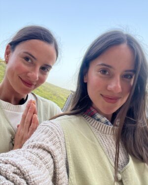 Barbora Černá Instagram - Spent some time at a Buddhist temple with monks. Thank you for the teaching and experience. We will take that back with us to our European world.. 🫰🏻☯️ #meditationpractice
