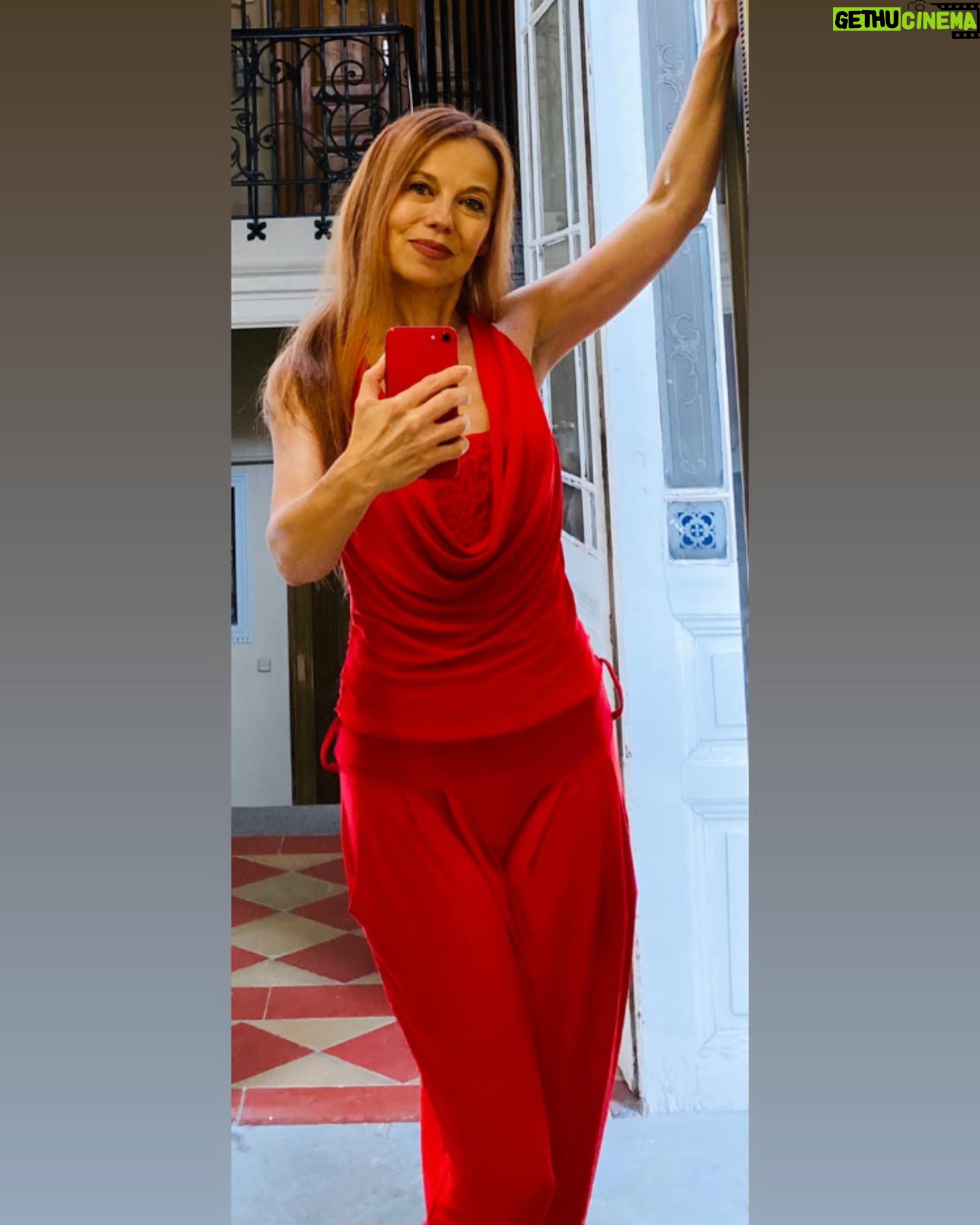 Barbora Fišerová - 21 Likes - Navštivte charitativní bazárek Hanky Kynychové 5.6.2024 od 10h do 17h na adrese: Pankrác House, Lomnického 1705/5-9, Praha 4
Najdete tam i tyto mé kousky oblečení, které jsem s radostí Hance do charitativního bazárku věnovala pro dobrou věc a pomoc a těším se, že se tam i potkáme❤️
@nadacnifondhankykynychove