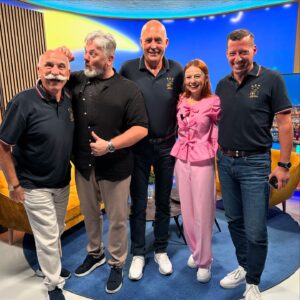 Barbora Fišerová Instagram - Dobrý večer @tva11oficialni @fiserovabara @josefmelen @kava_melen #amfora @petr_salava_amfora #vyjednavac