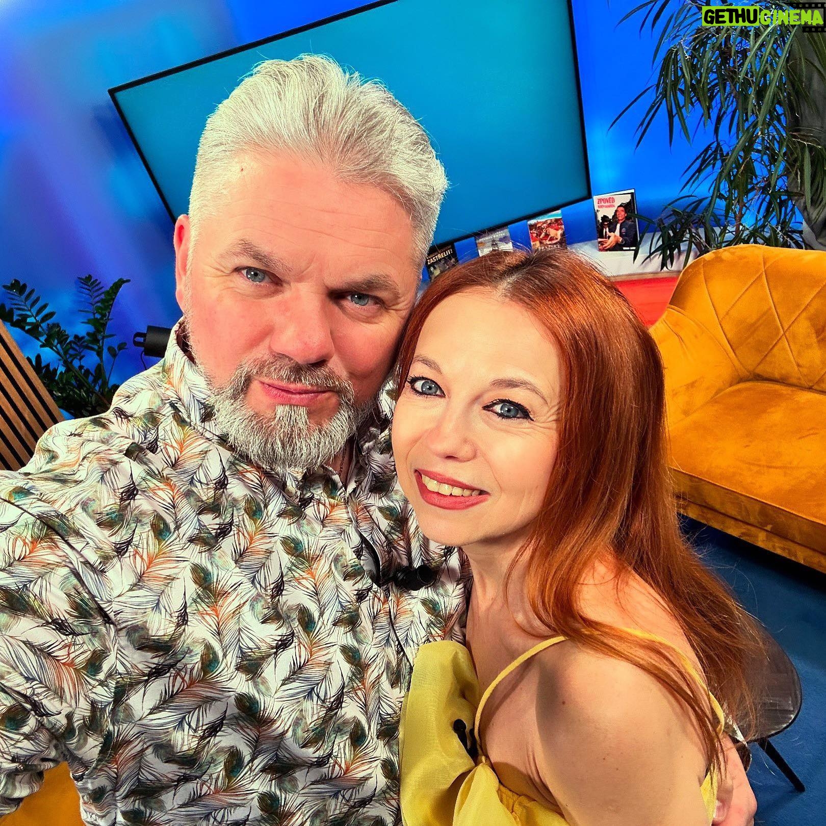 Barbora Fišerová - 9 Likes - Jsme připraveni na dnešní Dobrý večer s A11.. tedy já budu mít Dobrý večer s mým skvělým Pepou Melenem🎬🙋♀️a našimi hudebními hosty …těšíme se na vás v 18h TV A11
