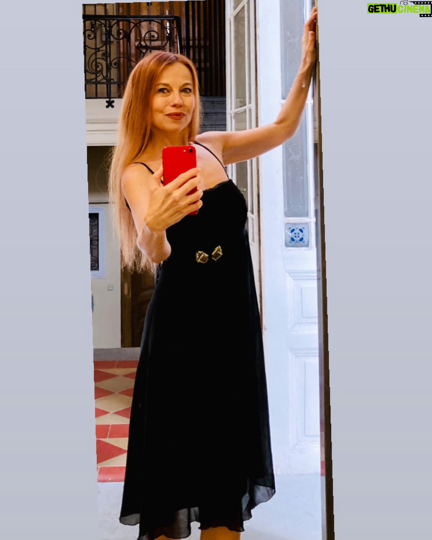 Barbora Fišerová - 21 Likes - Navštivte charitativní bazárek Hanky Kynychové 5.6.2024 od 10h do 17h na adrese: Pankrác House, Lomnického 1705/5-9, Praha 4
Najdete tam i tyto mé kousky oblečení, které jsem s radostí Hance do charitativního bazárku věnovala pro dobrou věc a pomoc a těším se, že se tam i potkáme❤️
@nadacnifondhankykynychove