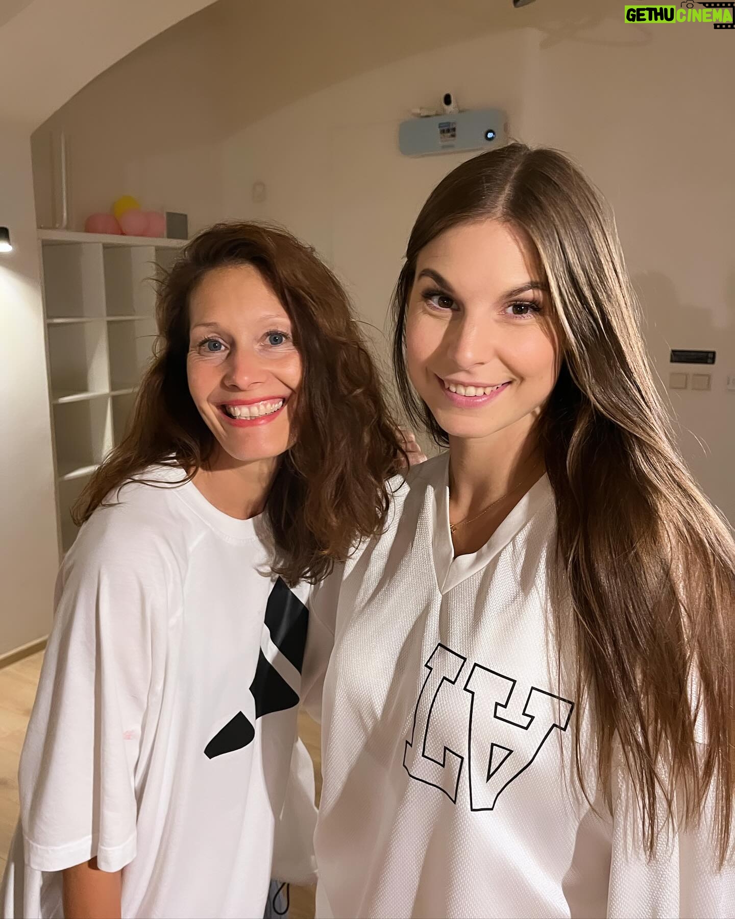 Barbora Seidlová - 510 Likes - Něco se chystá 💃🏽🎬 @barboraseidlova 😊🫶🏻
#netflix #brzyvkinech