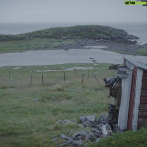 Bård Tufte Johansen Instagram - Stas med alle hyggelige meldinger fra de som har sett og likt «Jakten på monsterkveita». Den ligger og venter på Nrk-spillerne til de som vil ha en dose natur humor og drama.  Foto @fieldprod