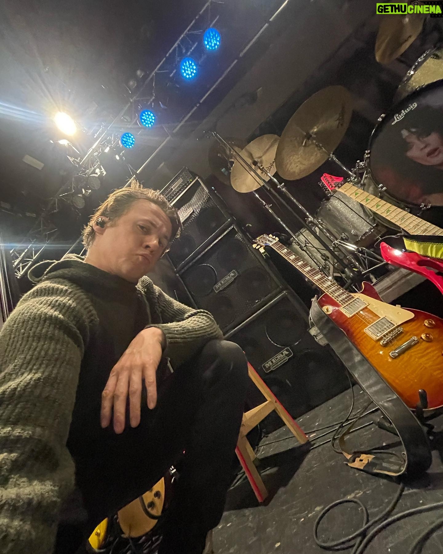 Bård Ylvisåker - 2.7K Likes - Can the amp stack ever be too tall? No it cannot❤️ #letsgovolda