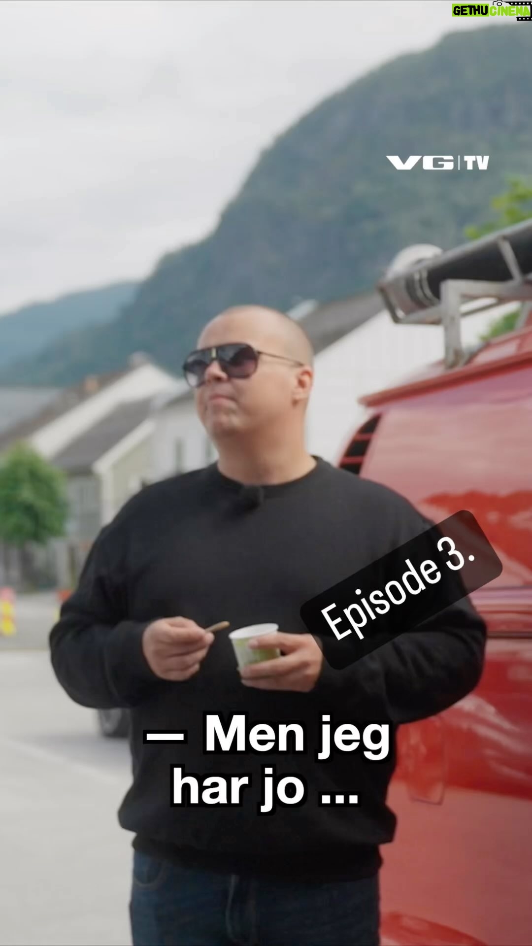 Bård Ylvisåker - 1.7K Likes - Episode 3. Bjarte har tagget «kuk». #vgtv #kuk #badass #uglum #ylvisisogn