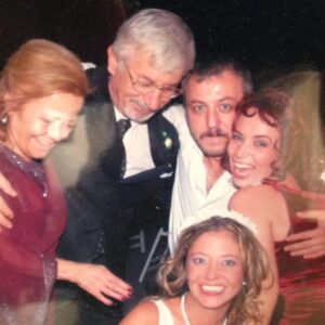 Barış Falay Instagram - #tbt günü müydü bugün?Ablamın düğününden...Güzel annem,aslan babam,hayat arkadaşım ve ablaların ablası...