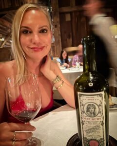 Actress Barret Swatek HD Instagram Photos and Wallpapers January 2024