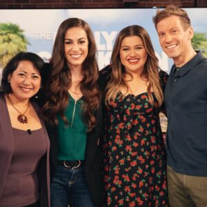 Barrett Foa Instagram - Out of all the incredible nonprofits in Los Angeles, @kellyclarksonshow chose to feature @every_day_action for their RAD HUMAN segment - airing today! What the co-founders of this incredible organization have been able to accomplish in just one year is nothing short of miraculous. My friends @hillscohen and @sammyluu are inspirations to us all and living reminders that we each have the power to change the world and disrupt systems. Thank you, @sprouts and @kellyclarkson for your unbelievable generosity. Check those local listings and tune in today - be sure to watch until the end for a HUGE SURPRISE (and a whole bunch of tears!)