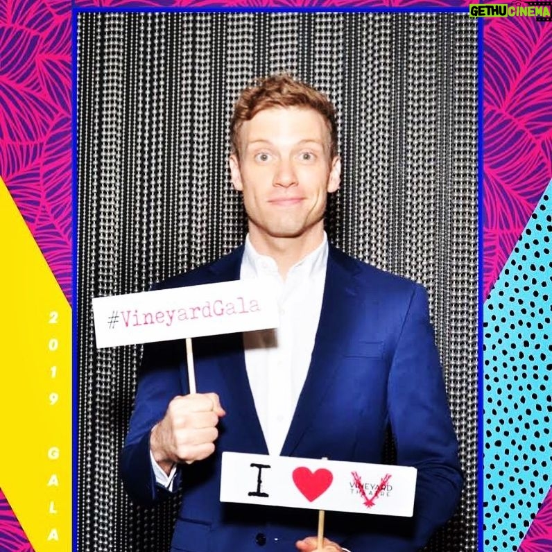 Barrett Foa - 3.1K Likes - Last night’s Vineyard Theatre gala where I got to perform as my old pal Rod from AVENUE Q (closing after an incredible 16 year run!) My forearm muscles will be sore for a week, but it was worth it getting to wiggle a puppet around and have Rod unabashedly flirt with the uber-talented and game Brandon Victor Dixon.
I leave you with two corny jokes I came up with for last night’s sketch:
Rod: My my my, Brandon Victor Dixon. I’ve always wanted to get into a pair of BVDs!
Rod: Brandon, I loved you in Jesus Christ Superstar. Care to betray me with a... Judas kiss?
.
.
.
@brandonvdixon @avenueqmusical @vineyardtheatre #avenueq #vineyardtheatre #vineyardgala #judas @jesuschristsuperstar @hamiltonmusical