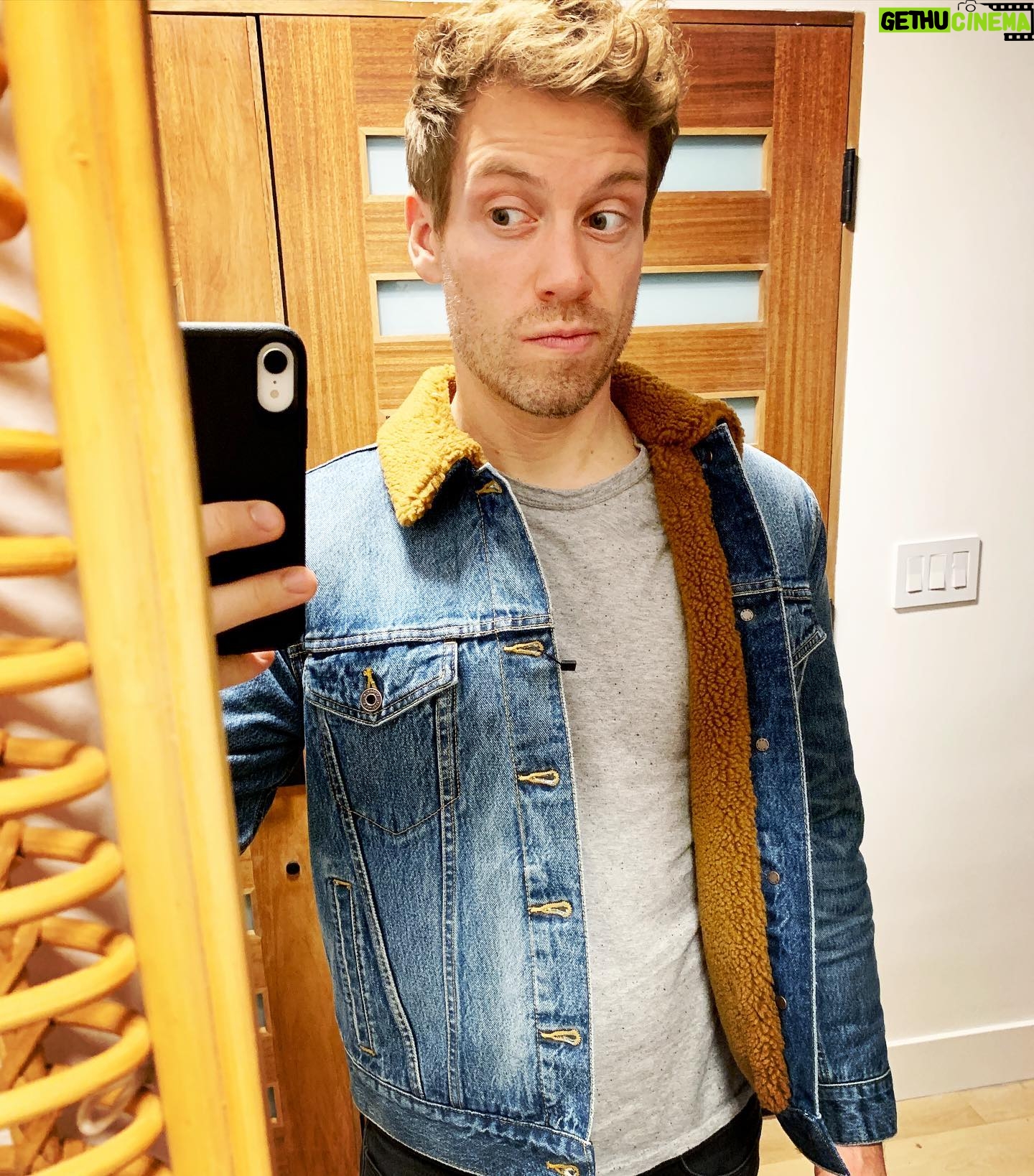 Barrett Foa - 6.3K Likes - No teddy bears were harmed in the making of this jacket. 🧸