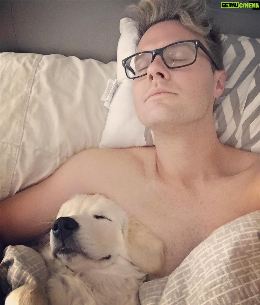 Bart Baker - 12.5K Likes - Sunday Mornings 😴 @itsbentleybaker ❤️