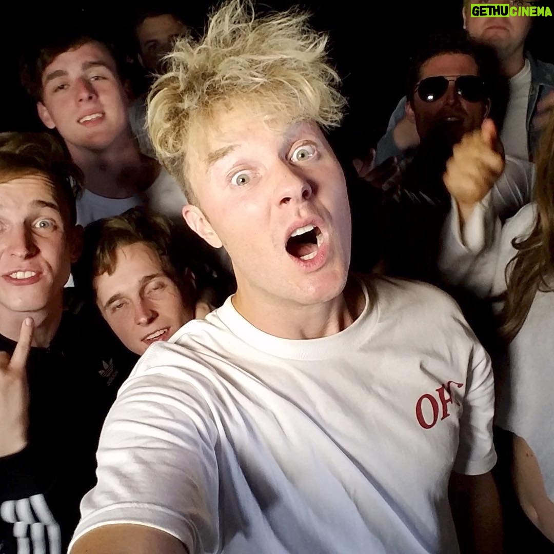 Bart Baker - 13.6K Likes - IT'S EVERYDAY BRO!!! 😈 Sneak peek of the parody just went up! Link in my profile! 🔥 LIKE & tag friends if u are excited 4 this one to drop SATURDAY!!