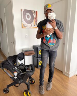 Barton Fitzpatrick Instagram - 2nd Doctor👨🏾‍⚕️appointment for B H R I S….

He’s extremely healthy 💪🏿

#flyestdad
