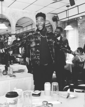 Barton Fitzpatrick Instagram - Anddddddd that’s a wrap on Season 2 for “The Chi” @shothechi ONLY on @showtime created by the one & ONLY @lenawaithe ❤️ Soooooooo excited for the world to see this amazing gift 🎁 thank you EVERYONE who has been apart of this beautiful masterpiece 🙌🏾 See y’all soon #RegForever