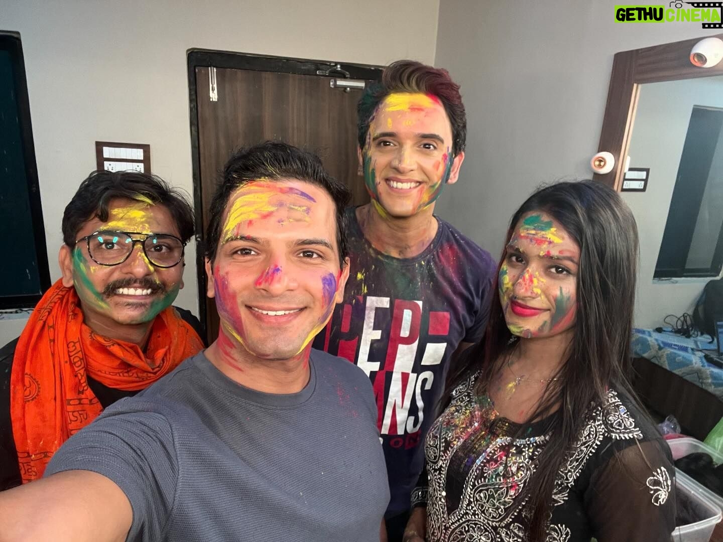 Basant Bhatt - 57.8K Likes - Happy Holi everyone in advance ❤️