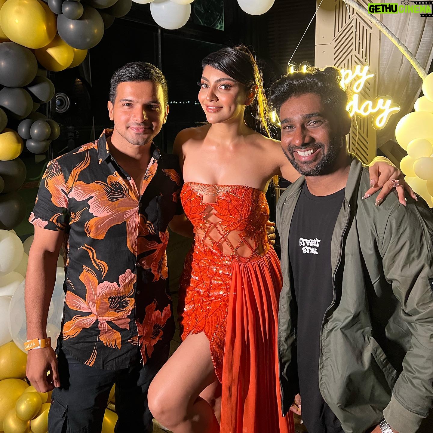 Basant Bhatt - 25.5K Likes - Wish you many many happy returns of the day @akanksha8000
Thank you for inviting us to this lovely celebration of your growth. Happy birthday ones again.