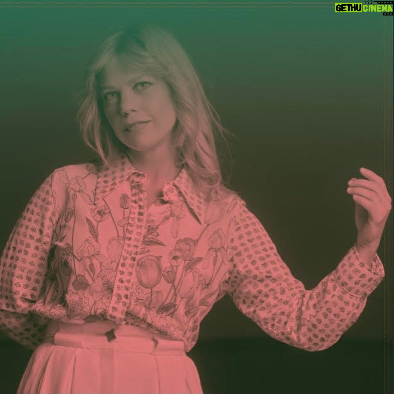 Basia Bulat - 439 Likes - One of my favourite moments from the artwork for The Garden 🌸💚 Counting down the days to tour with @gharmz @sisterray780 @katietupper and @woodandrewspei 💖💚
Still going to do my little Wednesday lives too, until I head out on the road so pop in tonight at 7 EST and let me know if you’re coming to one of the shows! 🎉
🌸🌸The Garden Tour🌸🌸
with Georgia Harmer:
September 21 - London, ON - Aeolian Hall - SOLD OUT
September 22 - London, ON - Aeolian Hall
September 23 - Guelph, ON - Royal City Mission
September 24 - Hamilton, ON - Bridgeworks
September 30 - Kingston, ON - Isabel Bader Centre
with Sister Ray:
October 1 - Peterborough, ON - Market Hall
with Katie Tupper
October 6 - Winnipeg, MB - Park Theatre
October 7 - Regina, SK - Artesian
October 8 - Edmonton, AB - Station On Jasper
October 11 - Whitehorse, YT - Yukon Arts Centre (local support)
October 12 - Dawson City, YT - Klondike Institute of Art & Culture (local support)
October 14 - Vancouver, BC - Hollywood Theatre
October 15 - Victoria, BC - Capital Ballroom
with Sister Ray:
October 21 - Ottawa, ON - National Arts Centre
October 22 - Toronto, ON - Danforth Music Hall
with Wood Andrews:
October 26 - Fredericton, NB - Fredericton Playhouse
October 27 - Halifax, NS - Light House Arts Centre
October 28 - Charlottetown, PEI - Trailside Music Hall