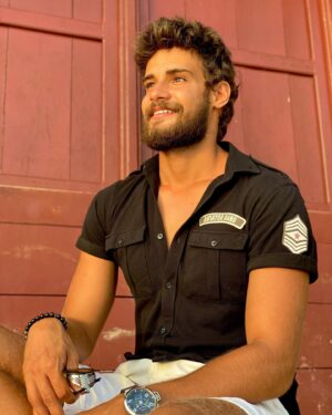Batuhan Karacakaya Instagram - Merhabalar koca ailem 🔨 #survivor2021