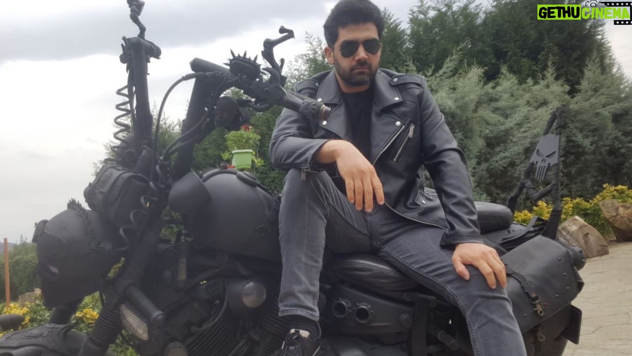 Bayhan - 10.7K Likes -