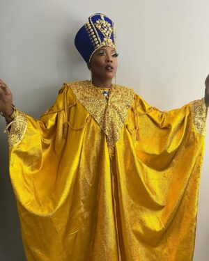 BeBe Zahara Benet Instagram - Queen tingz. 👑